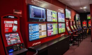 Andalucía tumba la normativa de Cádiz sobre la limitación de casas de apuestas cerca de los colegios